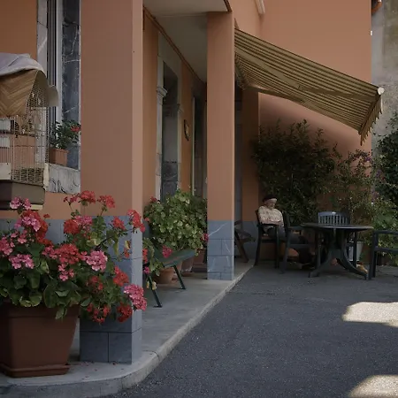 Hotel Ladagnous 2*